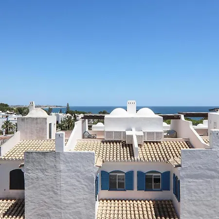 Villa Mourisca *